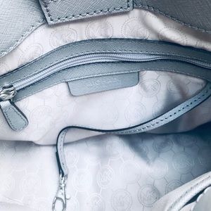 Michael Kors Bags - Michael Kors Small Hamilton Handbag Michael Kors Bags - Michael Kors Small Hamilton Handbag